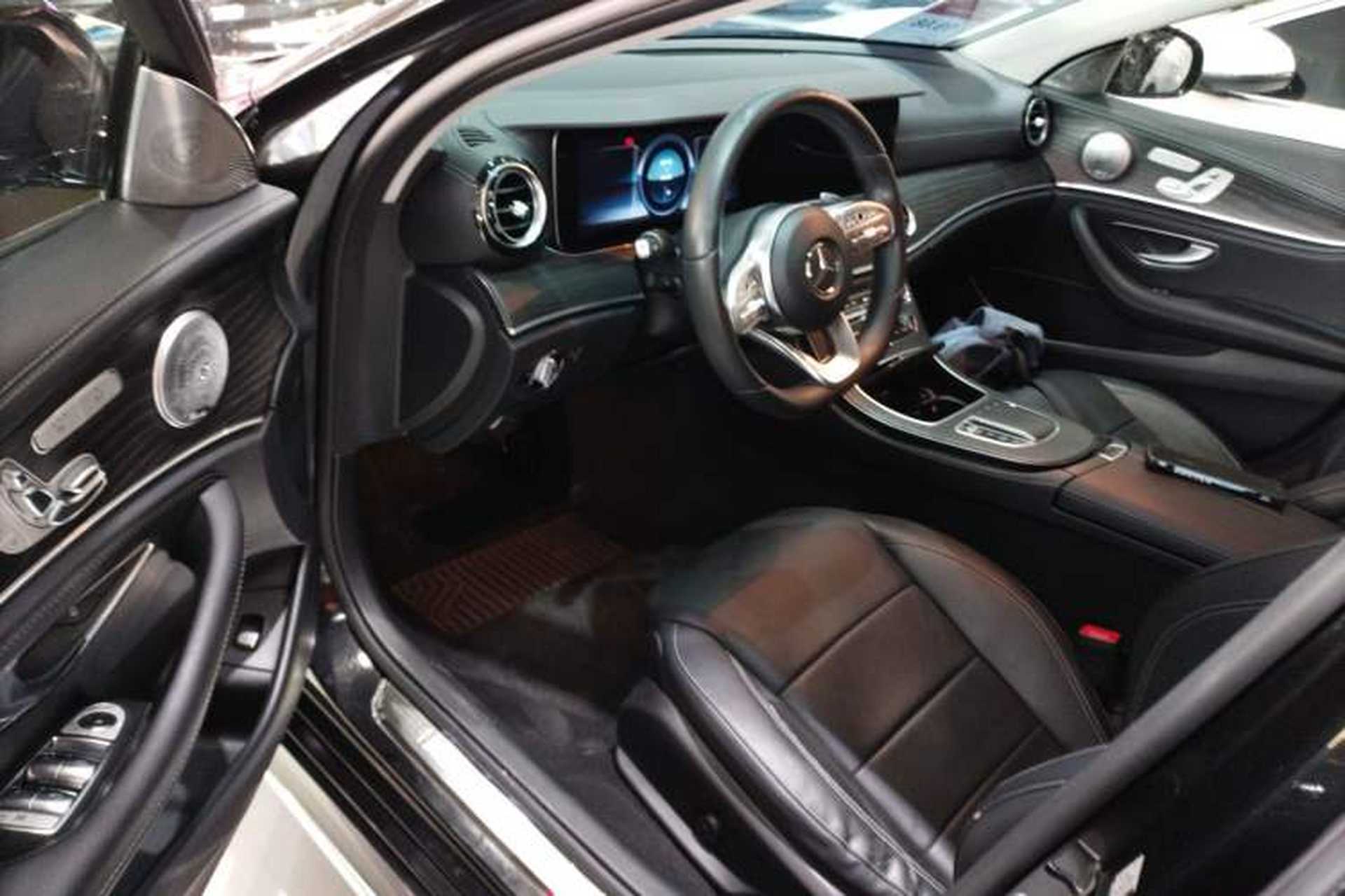 Used Mercedes-Benz E-Class 2019 Restyled E 300 L Sporty and Stylish Edition Interior 3