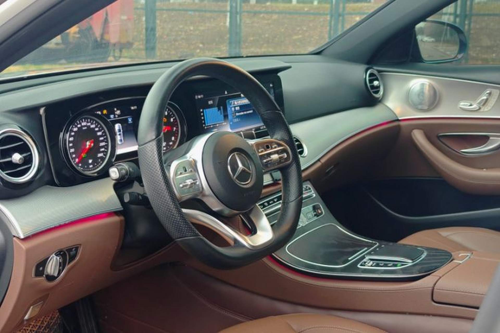 Used Mercedes-Benz E-Class 2019 E 200 Sport Edition Interior 3