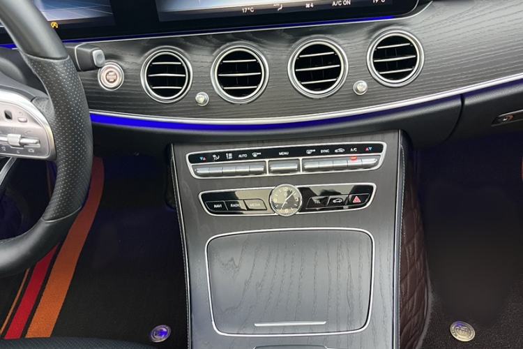 Used Mercedes-Benz E-Class 2019 Restyled E 300 L Sport Luxury Edition Interior 3