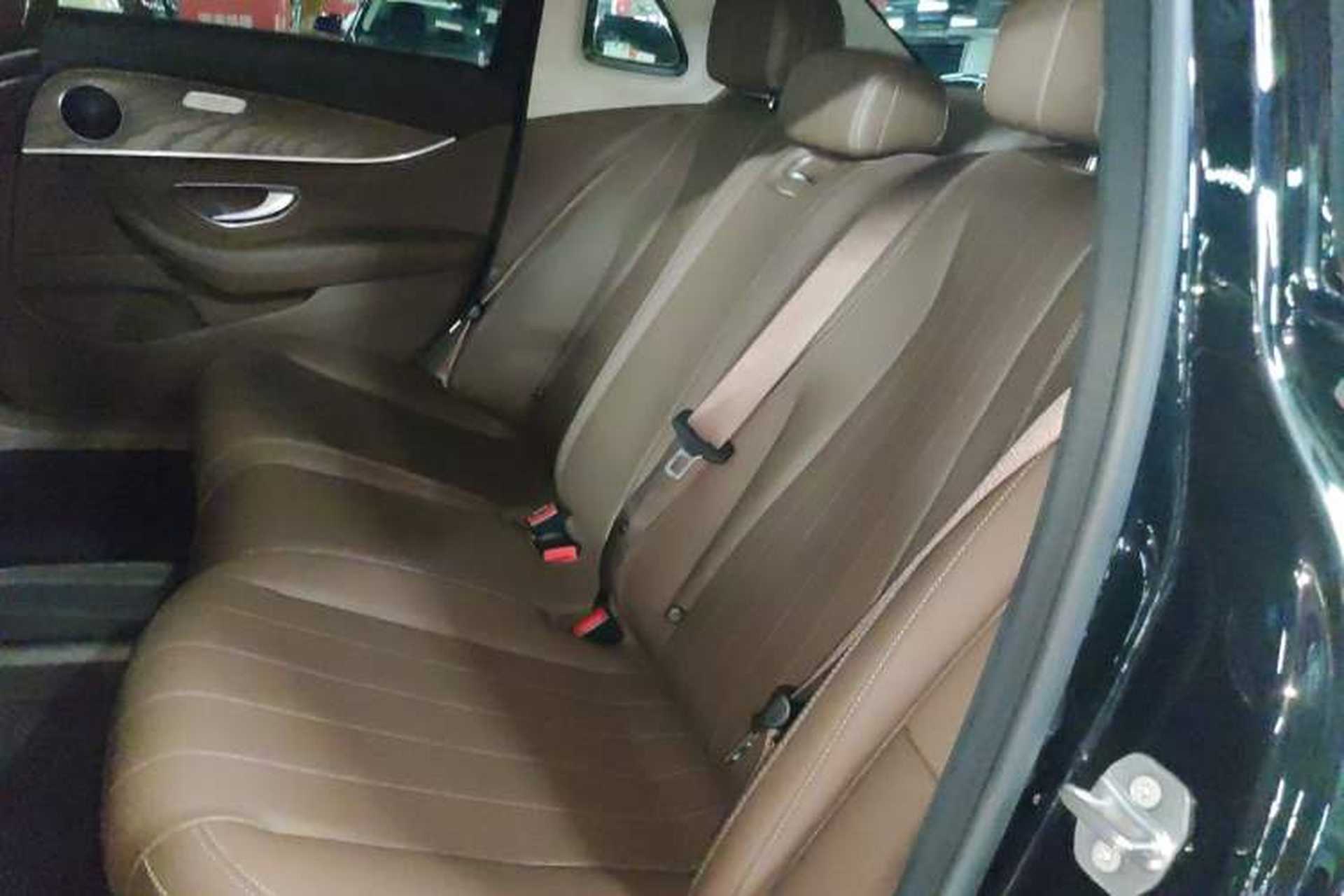 Used Mercedes-Benz E-Class 2019 E 200 L Interior 4