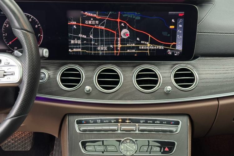 Used Mercedes-Benz E-Class 2019 Restyled E 300 L Sporty and Stylish Edition Interior 4