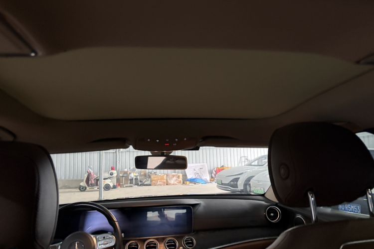 Used Mercedes-Benz E-Class 2019 E 200 L Sport Edition Interior 5