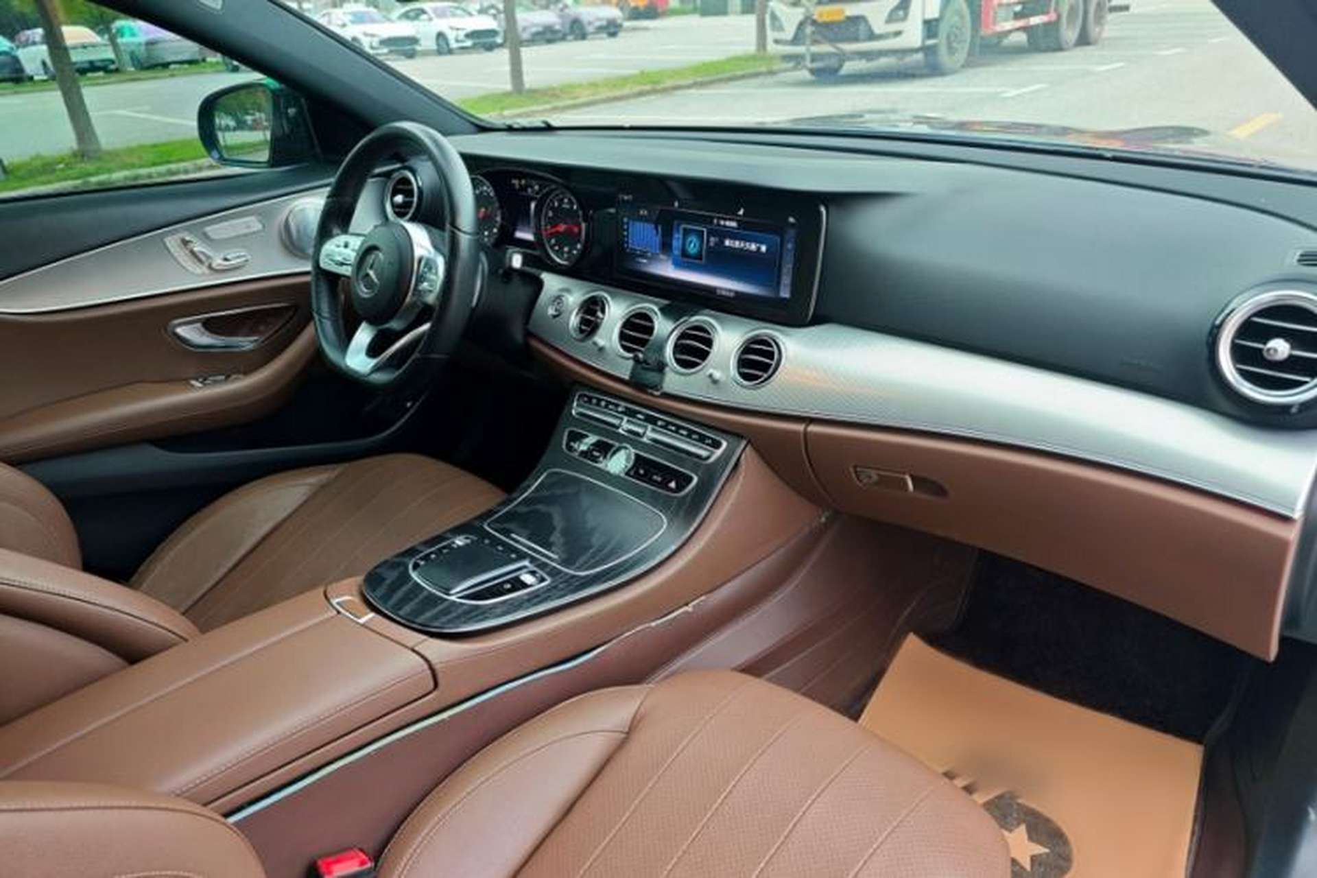 Used Mercedes-Benz E-Class 2019 E 200 Sport Edition Interior 5