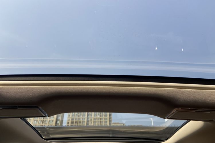 Used Mercedes-Benz E-Class 2019 Restyled E 300 L Luxury Edition Interior 6
