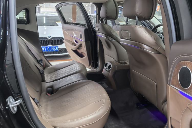 Used Mercedes-Benz E-Class 2019 E 300 L Luxury Model Interior 6