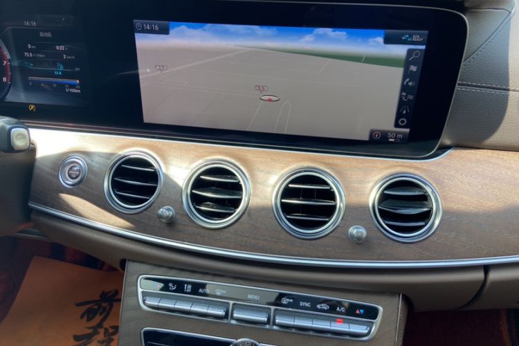 Used Mercedes-Benz E-Class 2019 Restyled E 300 L Luxury Edition Interior 7