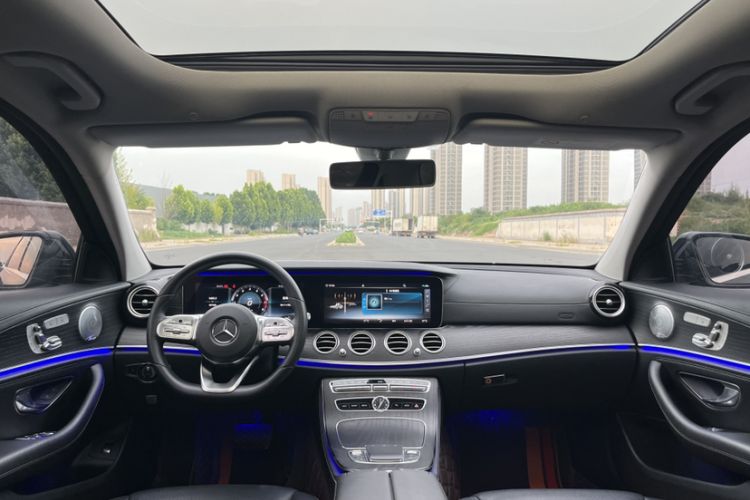 Used Mercedes-Benz E-Class 2019 Restyled E 300 L Sport Luxury Edition Interior 7