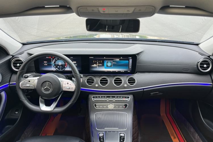 Used Mercedes-Benz E-Class 2019 Restyled E 300 L Sport Luxury Edition Interior 9