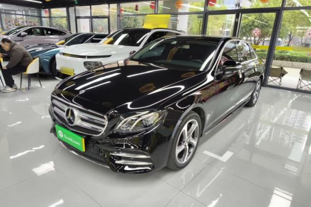 Used Mercedes-Benz E-Class 2019 E 300 L Sporty and Stylish Model
