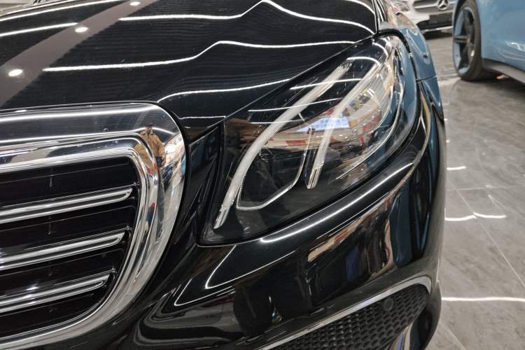 Used Mercedes-Benz E-Class 2019 Facelifted E 300 L Stylish Version Left Front Headlight