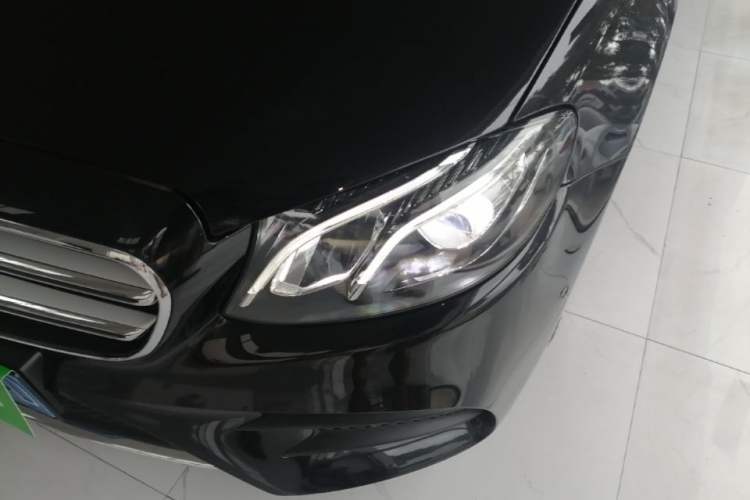 Used Mercedes-Benz E-Class 2019 Restyled E 300 L Sport Luxury Edition Left Front Headlight