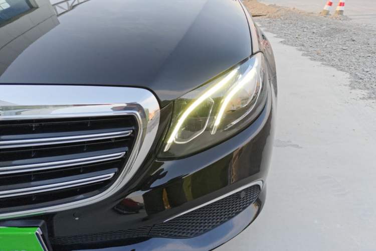 Used Mercedes-Benz E-Class 2019 E 300 L Stylish Model Left Front Headlight