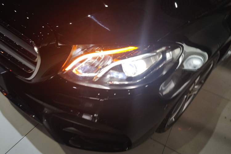 Used Mercedes-Benz E-Class 2019 E 200 L Sport Edition Left Front Headlight