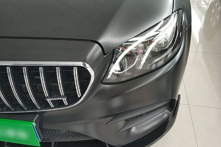 Used Mercedes-Benz E-Class 2019 E 300 L Sporty and Stylish Model Left Front Headlight