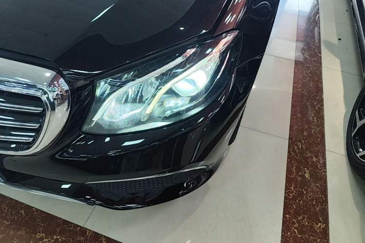 Used Mercedes-Benz E-Class 2019 E 300 L Stylish Model Left Front Headlight