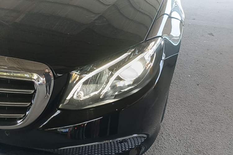 Used Mercedes-Benz E-Class 2019 Restyled E 300 L Sporty and Stylish Edition Left Front Headlight