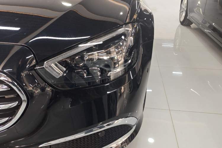 Used Mercedes-Benz E-Class 2019 E 200 L Sport Edition Left Front Headlight