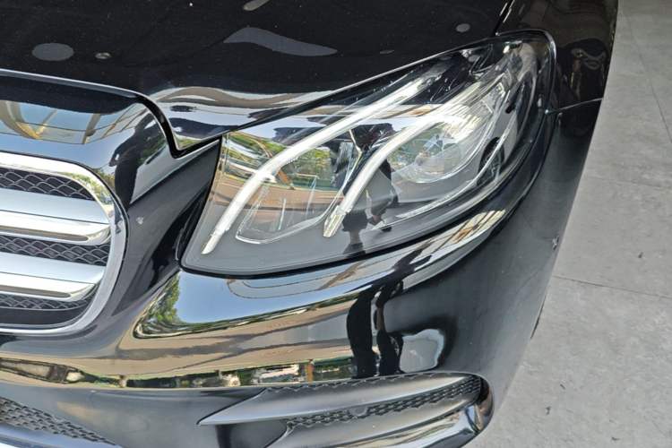 Used Mercedes-Benz E-Class 2019 Restyled E 300 L Sport Luxury Edition Left Front Headlight