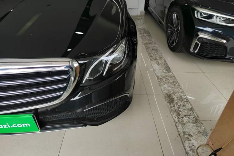 Used Mercedes-Benz E-Class 2019 Restyled E 300 L Sporty and Stylish Edition Left Front Headlight