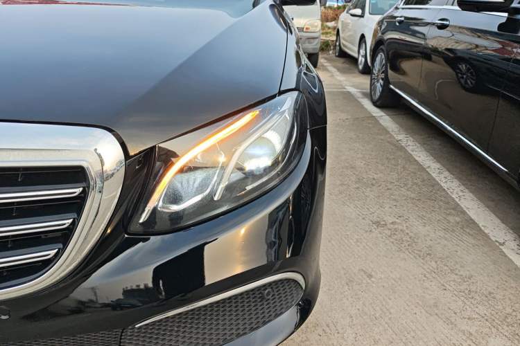 Used Mercedes-Benz E-Class 2019 E 260 L Sport Edition Left Front Headlight