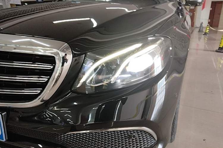 Used Mercedes-Benz E-Class 2019 Restyled E 300 L Luxury Edition Left Front Headlight