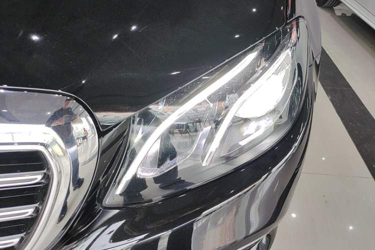 Used Mercedes-Benz E-Class 2019 E 260 L Left Front Headlight