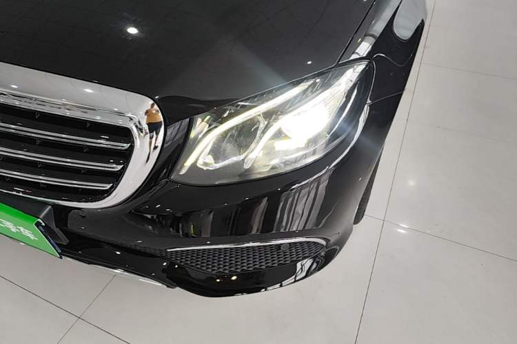 Used Mercedes-Benz E-Class 2019 Restyled E 300 L Sport Luxury Edition Left Front Headlight