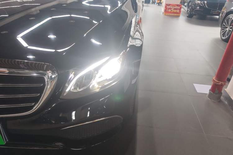 Used Mercedes-Benz E-Class 2019 E 300 L Luxury Model Left Front Headlight