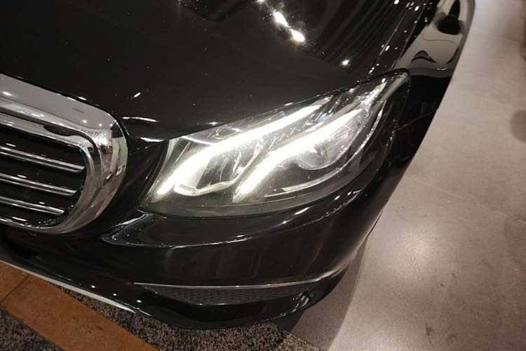 Used Mercedes-Benz E-Class 2019 E 200 L Sport Edition Left Front Headlight
