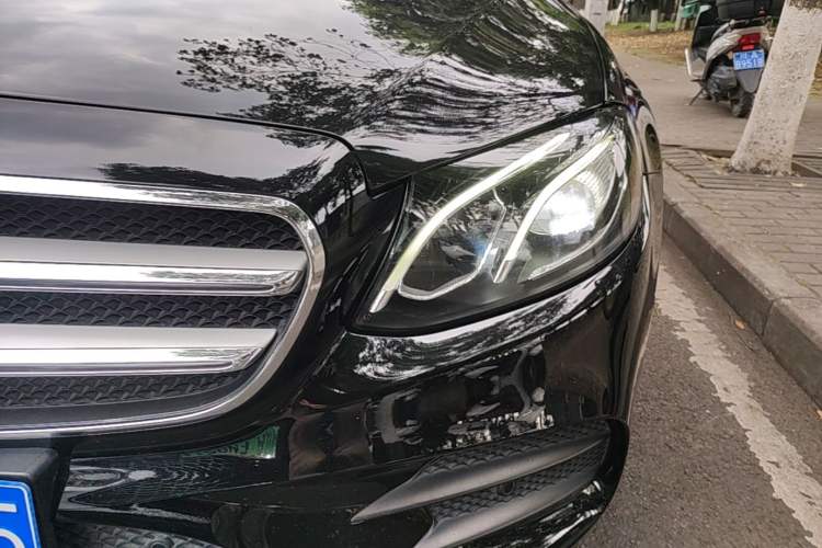 Used Mercedes-Benz E-Class 2019 Restyled E 300 L Sport Luxury Edition Left Front Headlight