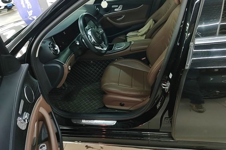 Used Mercedes-Benz E-Class 2019 Restyled E 300 L Sporty and Stylish Edition Left Front Seat
