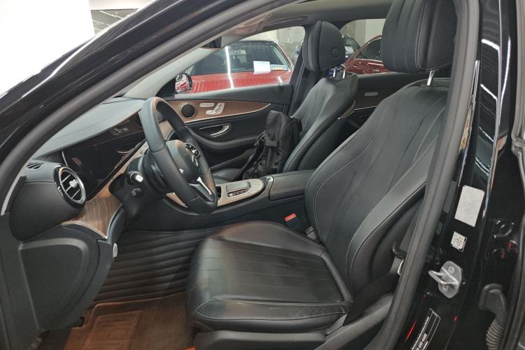 Used Mercedes-Benz E-Class 2019 Facelifted E 300 L Stylish Version Left Front Seat