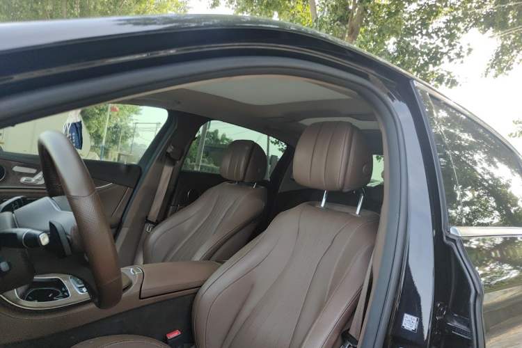 Used Mercedes-Benz E-Class 2019 Facelifted E 300 L Stylish Version Left Front Seat