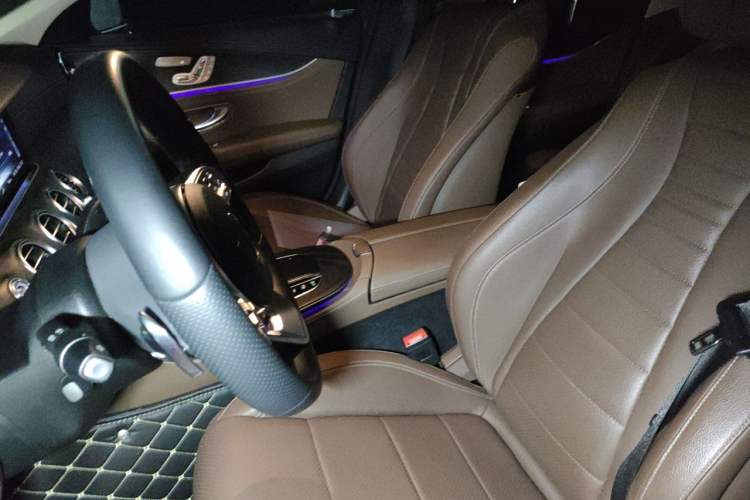 Used Mercedes-Benz E-Class 2019 Restyled E 300 L Sport Luxury Edition Left Front Seat