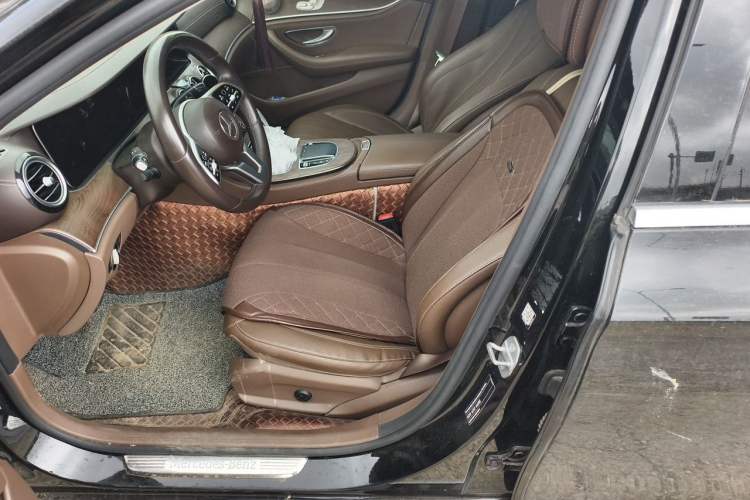 Used Mercedes-Benz E-Class 2019 Facelifted E 300 L Stylish Version Left Front Seat