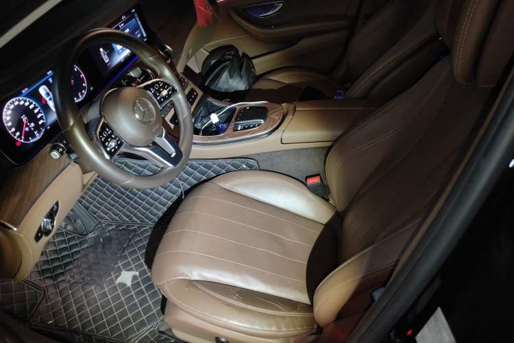 Used Mercedes-Benz E-Class 2019 Facelifted E 300 L Stylish Version Left Front Seat
