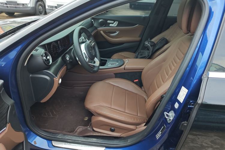 Used Mercedes-Benz E-Class 2019 Restyled E 300 L Sporty and Stylish Edition Left Front Seat