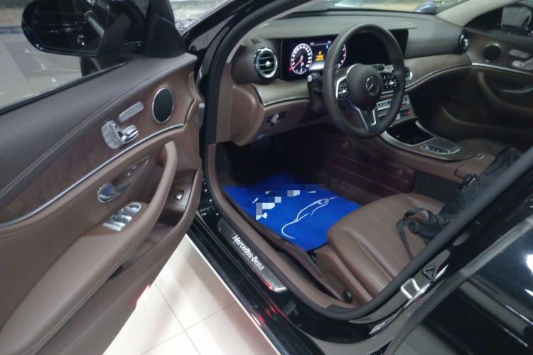 Used Mercedes-Benz E-Class 2019 Facelifted E 300 L Stylish Version Left Front Seat