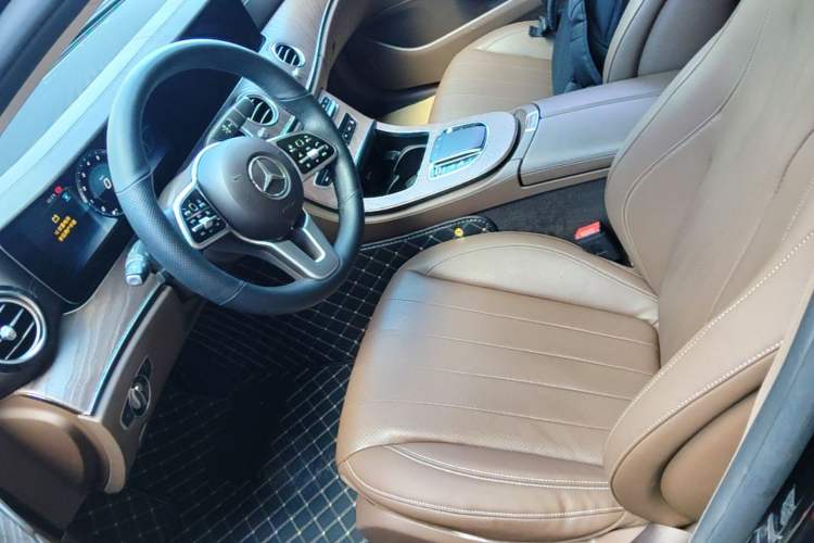 Used Mercedes-Benz E-Class 2019 Facelifted E 300 L Stylish Version Left Front Seat