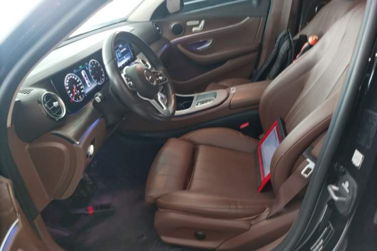 Used Mercedes-Benz E-Class 2019 E 260 L 4MATIC Left Front Seat