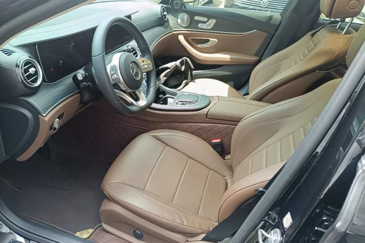 Used Mercedes-Benz E-Class 2019 Restyled E 300 L Sport Luxury Edition Left Front Seat