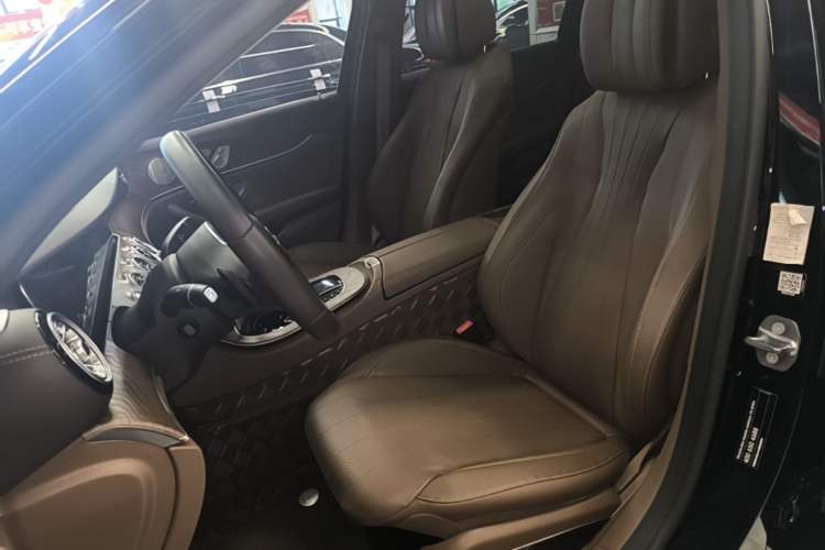 Used Mercedes-Benz E-Class 2019 Facelifted E 300 L Stylish Version Left Front Seat
