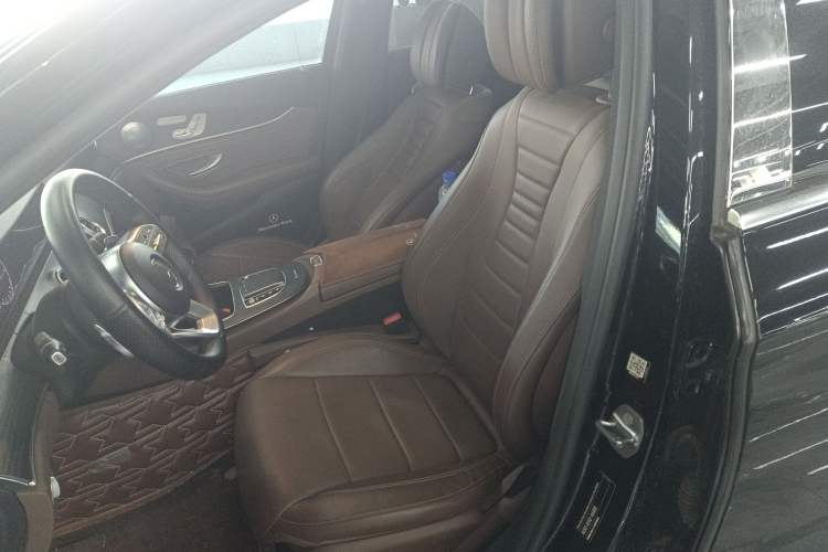 Used Mercedes-Benz E-Class 2019 Restyled E 300 L Sporty and Stylish Edition Left Front Seat