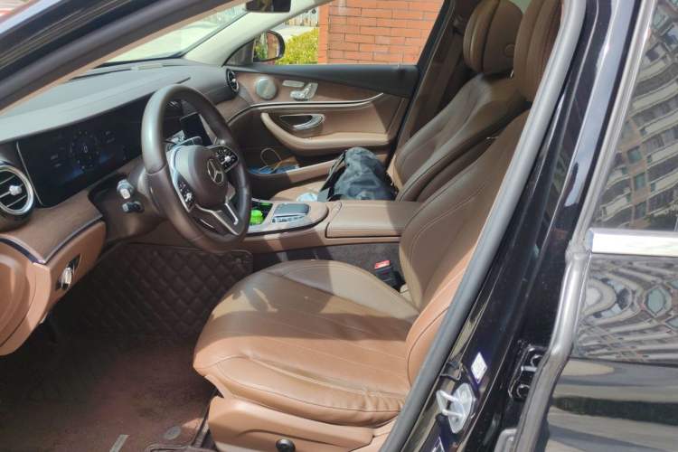 Used Mercedes-Benz E-Class 2019 Facelifted E 300 L Stylish Version Left Front Seat