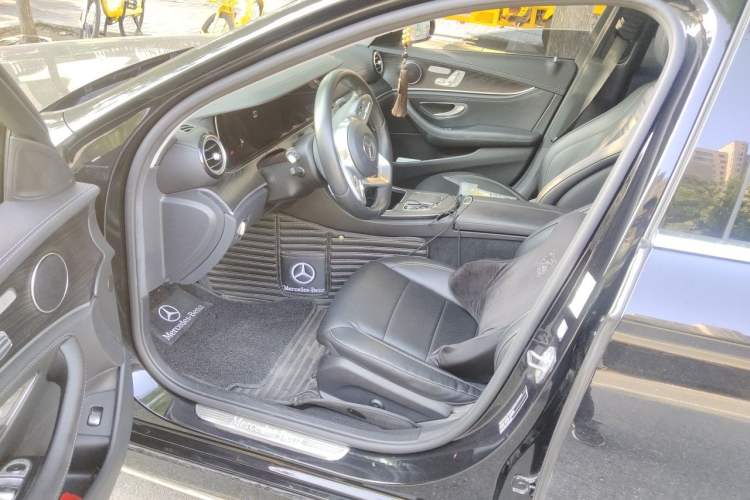 Used Mercedes-Benz E-Class 2019 E 300 L Sporty and Stylish Model Left Front Seat