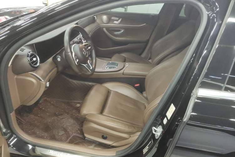 Used Mercedes-Benz E-Class 2019 E 260 L 4MATIC Left Front Seat
