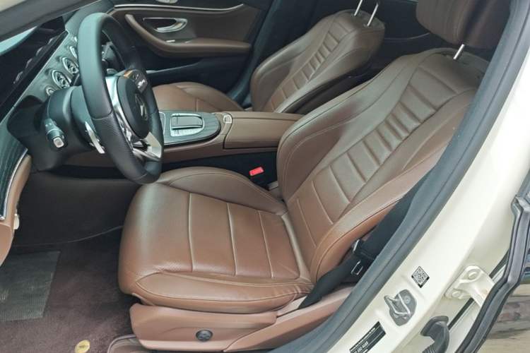 Used Mercedes-Benz E-Class 2019 Restyled E 300 L Sport Luxury Edition Left Front Seat