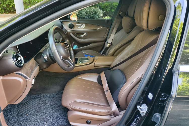 Used Mercedes-Benz E-Class 2019 Facelifted E 300 L Stylish Version Left Front Seat