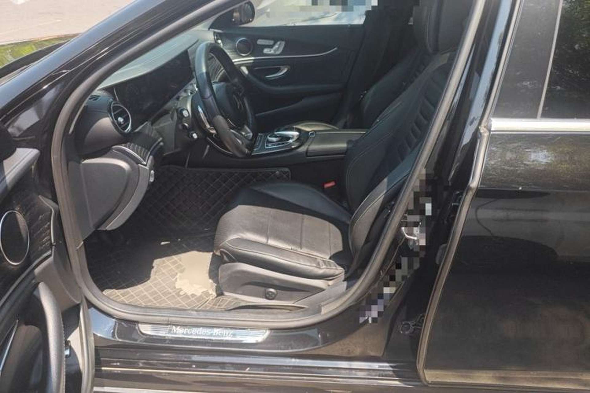 Used Mercedes-Benz E-Class 2019 E 300 L Sporty and Stylish Model Left Front Seat