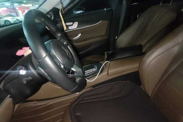 Used Mercedes-Benz E-Class 2019 Restyled E 300 L Sport Luxury Edition Left Front Seat